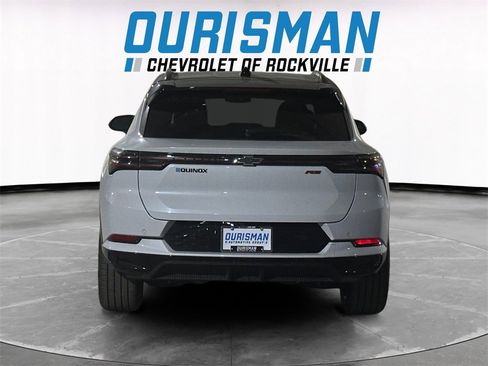 New 2026 Chevrolet Equinox EV RS image 5
