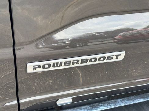 Used 2024 Ford F150 Lariat w/ Equipment Group 502A High AWD/4WD image 11