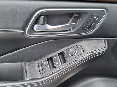Used 2021 Nissan Rogue SL FWD image 17