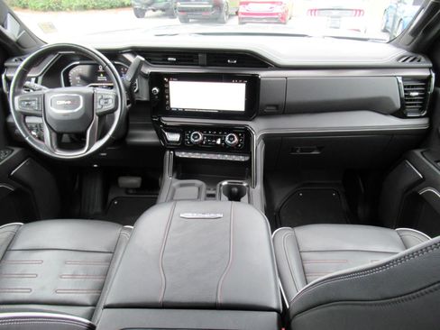 Used 2024 GMC Sierra 2500 AT4X AWD/4WD image 13