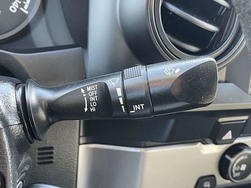 Used 2022 Toyota Tacoma SR w/ SR Convenience Package image 24