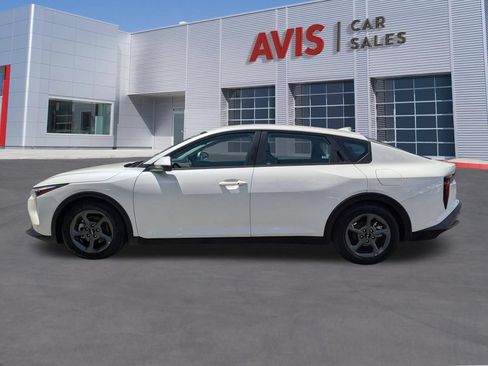 Used 2025 Kia K4 FWD image 2