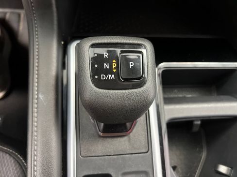 Used 2024 Nissan Pathfinder SV FWD image 54