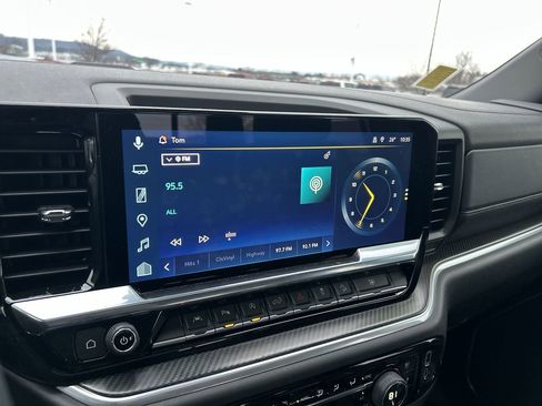 Used 2025 Chevrolet Silverado 1500 LTZ image 26