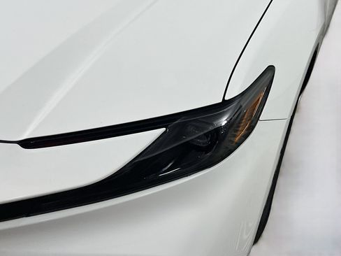 Used 2025 Toyota Camry LE w/ Convenience Package image 12