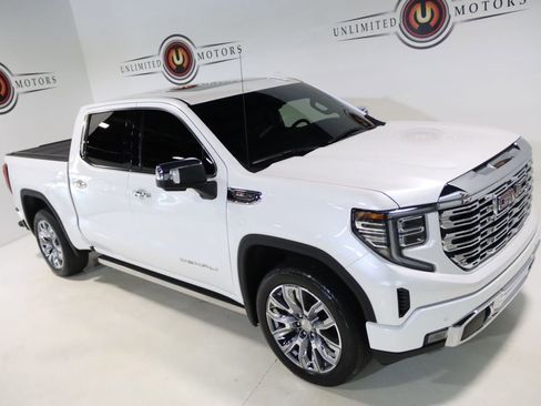 Used 2022 GMC Sierra 1500 Denali w/ Denali Reserve Package image 36
