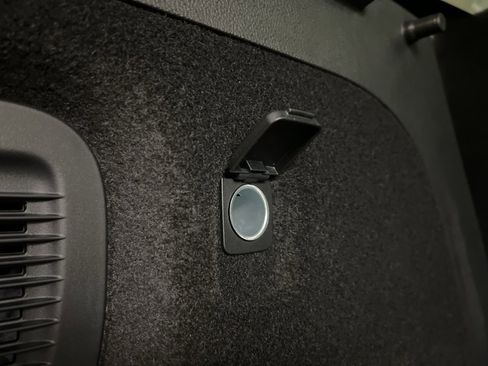 Used 2025 Lincoln Corsair Reserve w/ Jet Appearance Package image 34