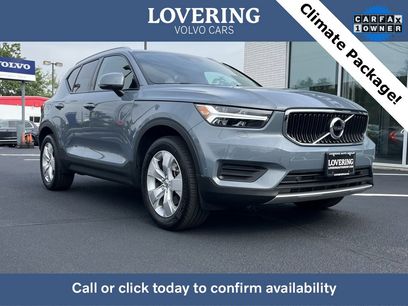 Certified 2022 Volvo XC40 T5 Momentum w/ Climate Package