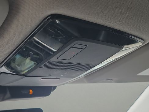 Used 2025 Mitsubishi Outlander SE FWD image 26