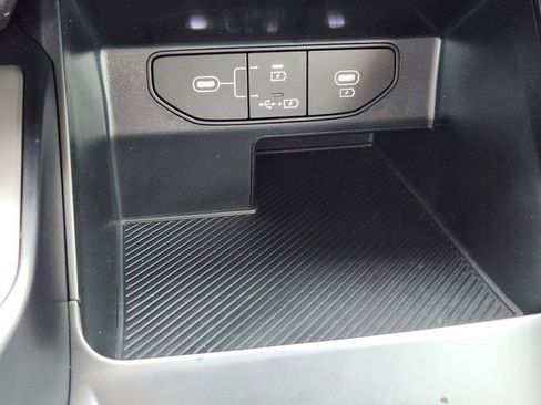 Certified 2026 Kia Sorento LX FWD image 20