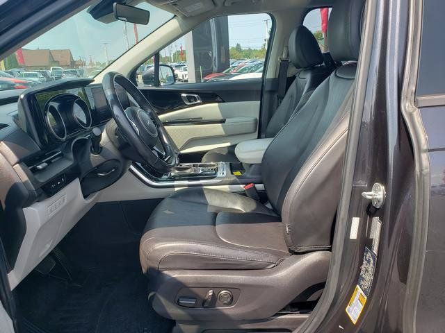 Used 2022 Kia Carnival SX FWD image 11
