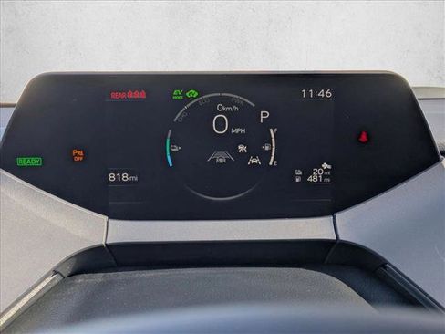 Used 2026 Toyota Prius Plug-In Hybrid image 11