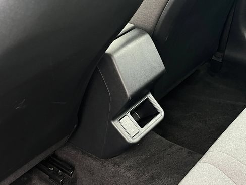 Used 2025 Kia K4 FWD image 23