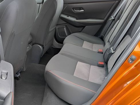 Certified 2025 Nissan Sentra SR FWD image 21