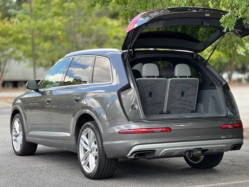 Used 2018 Audi Q7 3.0T Prestige w/ Prestige Package AWD/4WD image 44