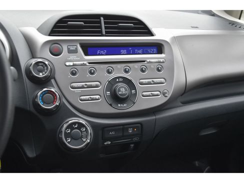 Used 2012 Honda Fit image 19