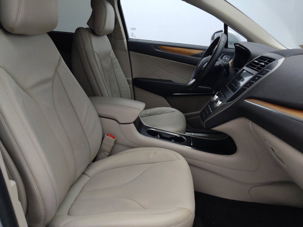 Used 2017 Lincoln MKC Select FWD image 21