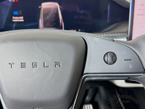 Used 2024 Tesla Model X Plaid image 14