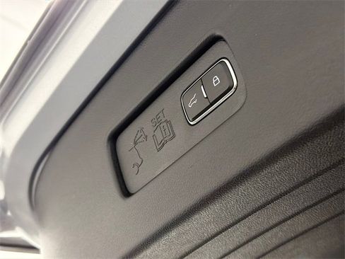 Used 2020 Lincoln Aviator Grand Touring w/ Elements Package Plus image 9