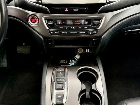 Used 2021 Honda Pilot EX-L image 25