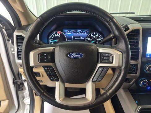 Certified 2021 Ford F250 Lariat w/ Lariat Ultimate Package AWD/4WD image 3