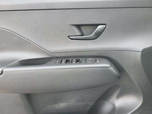 New 2026 Hyundai Kona SE AWD/4WD image 13