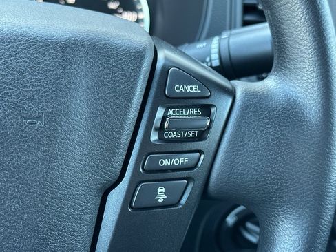 Used 2022 Nissan Frontier S w/ Technology Package image 26