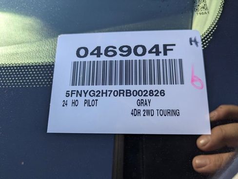 Used 2024 Honda Pilot Touring image 37