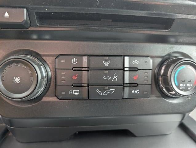 Used 2017 Ford F150 XLT w/ Equipment Group 302A Luxury AWD/4WD image 27