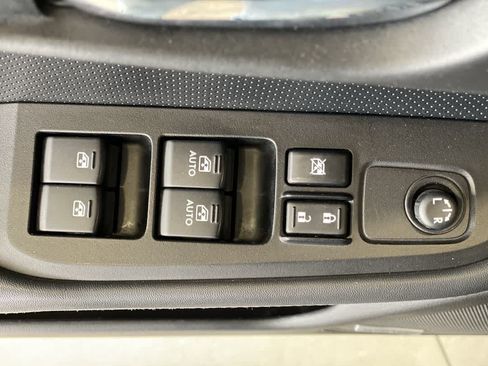 Used 2016 Subaru Legacy 2.5i Limited w/ Popular Package #4 AWD/4WD image 16
