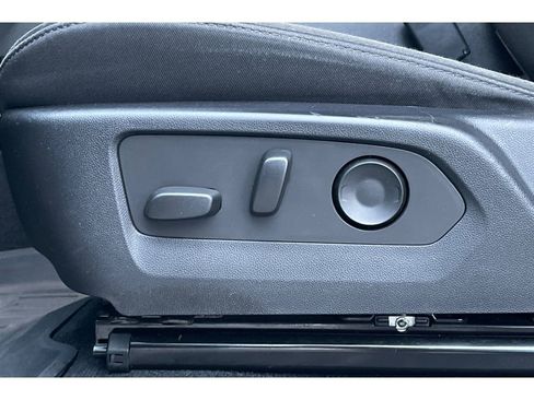 Used 2023 Chevrolet Colorado Trail Boss w/ Advanced Trailering Package image 13