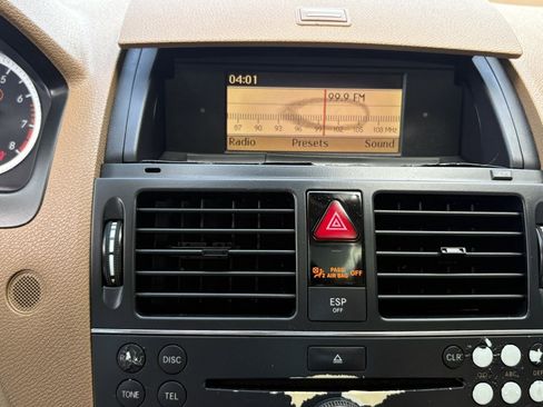 Used 2008 Mercedes-Benz C 300 Luxury w/ P1 Pkg image 27