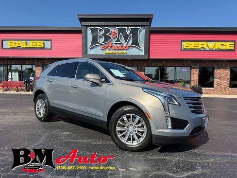 Used 2017 Cadillac XT5 Luxury w/ Driver Awareness Package FWD image 1