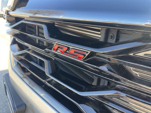 Certified 2025 Chevrolet Equinox RS w/ Safety and Technology Package image 9