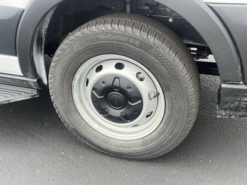 New 2025 Ford Transit 250 Base w/ Interior Upgrade Package image 20