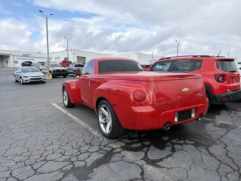 Used 2003 Chevrolet SSR LS w/ Preferred Equipment Group image 3