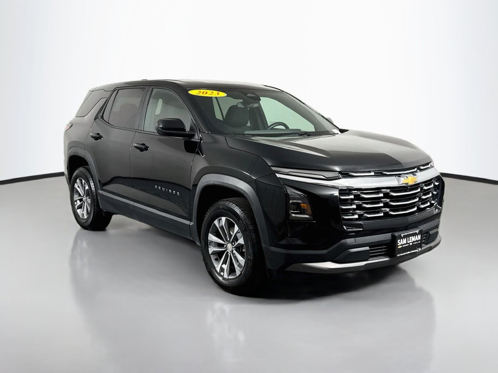 Used 2025 Chevrolet Equinox LT AWD/4WD image 1