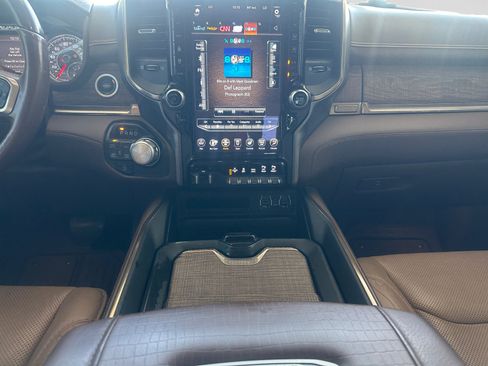 Used 2020 RAM 1500 Limited AWD/4WD image 12