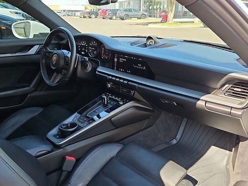 Used 2020 Porsche 911 Carrera S image 14