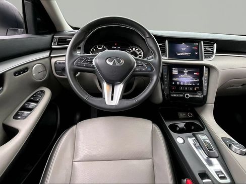 Used 2023 INFINITI QX50 Luxe FWD image 10