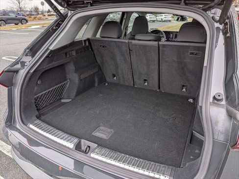 Certified 2025 Audi Q5 Prestige image 25