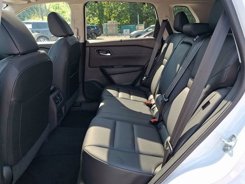 Certified 2023 Nissan Rogue SV w/ SV Premium B Package AWD/4WD image 11