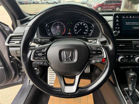 Used 2018 Honda Accord Sport image 26