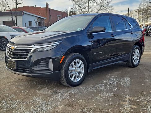Used 2024 Chevrolet Equinox LT image 3