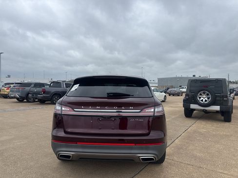 Used 2020 Lincoln Nautilus Reserve image 18