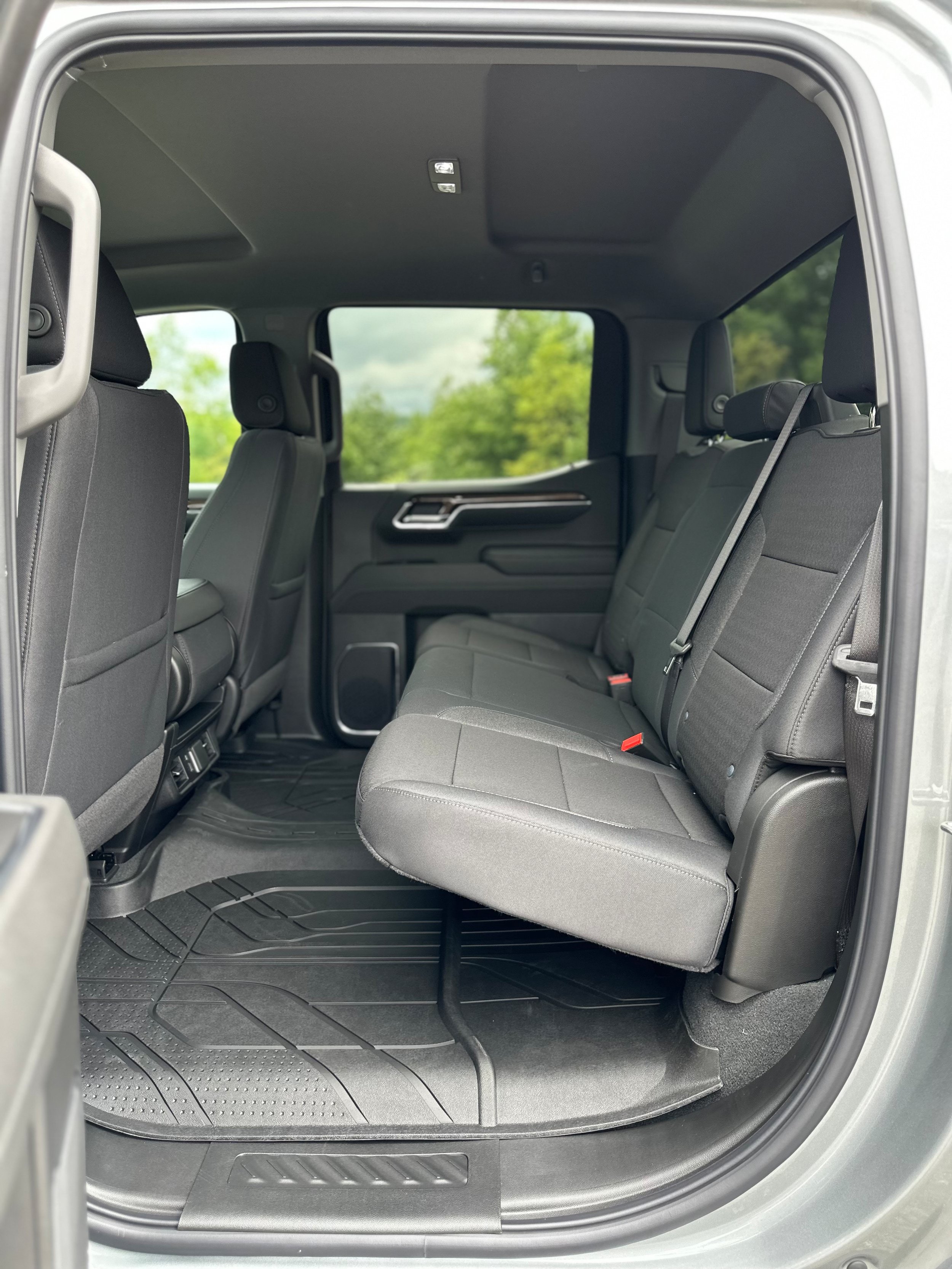 New 2026 Chevrolet Silverado 1500 RST w/ RST Select Package AWD/4WD image 16