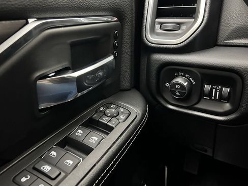New 2026 RAM 2500 Laramie w/ Night Edition AWD/4WD image 19