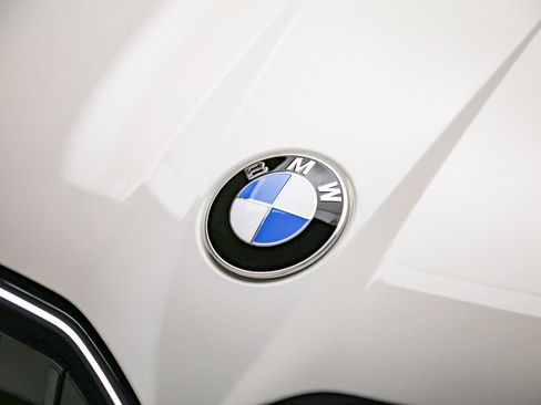 Used 2026 BMW X3 xDrive30i w/ Premium Package AWD/4WD image 9