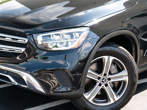 Used 2021 Mercedes-Benz GLC 300 4MATIC w/ Premium Package image 3