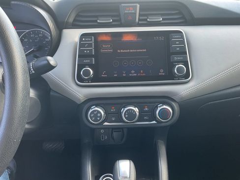 Used 2020 Nissan Versa SV FWD image 19